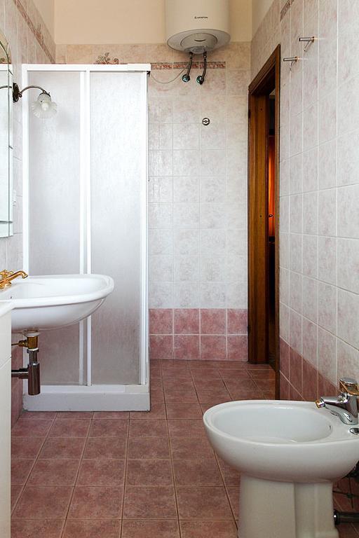 Guesthouse Stazione Pisa Centro Ngoại thất bức ảnh